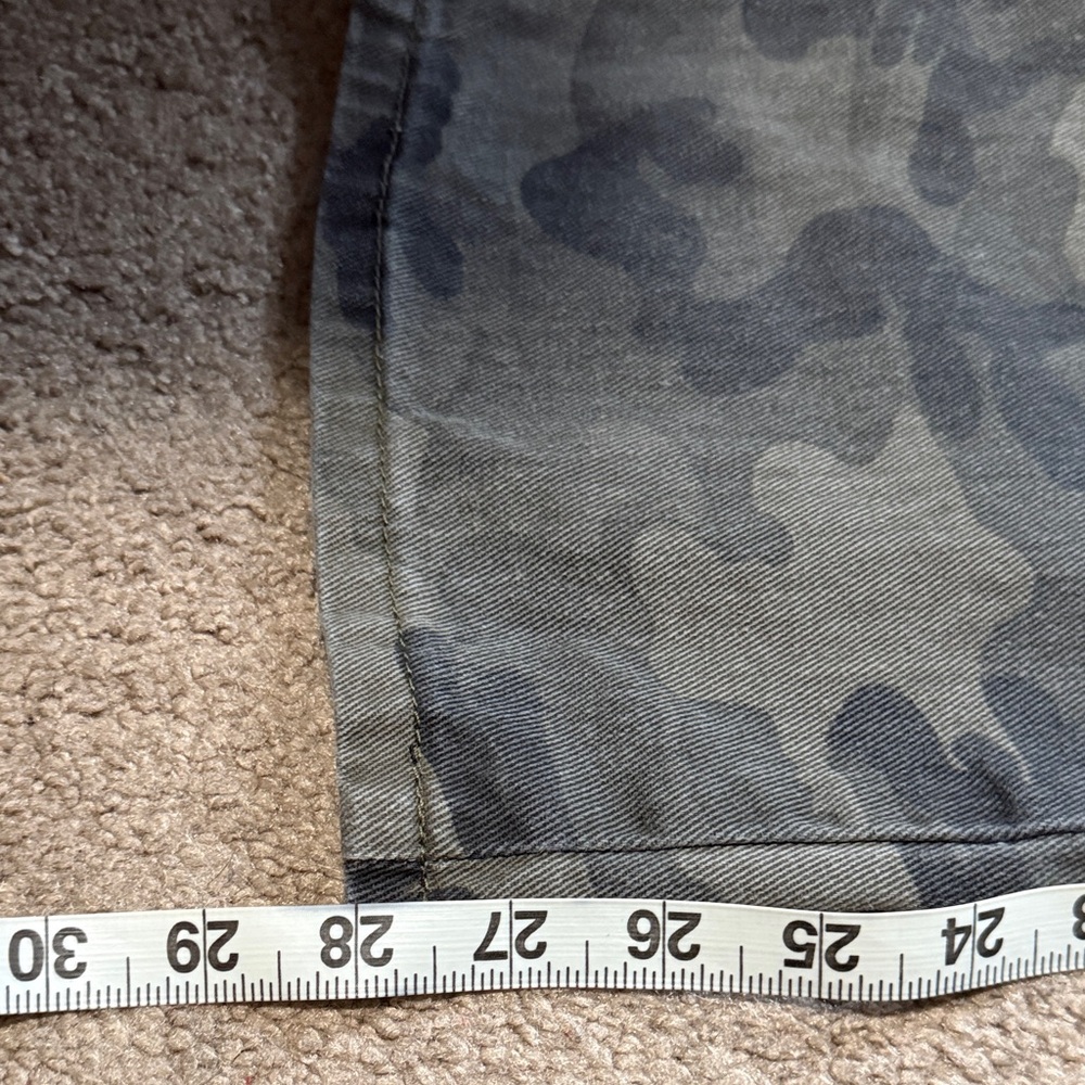 ❌SOLD❌Women's Camouflage Cargo Pants - Picture 8 of 8